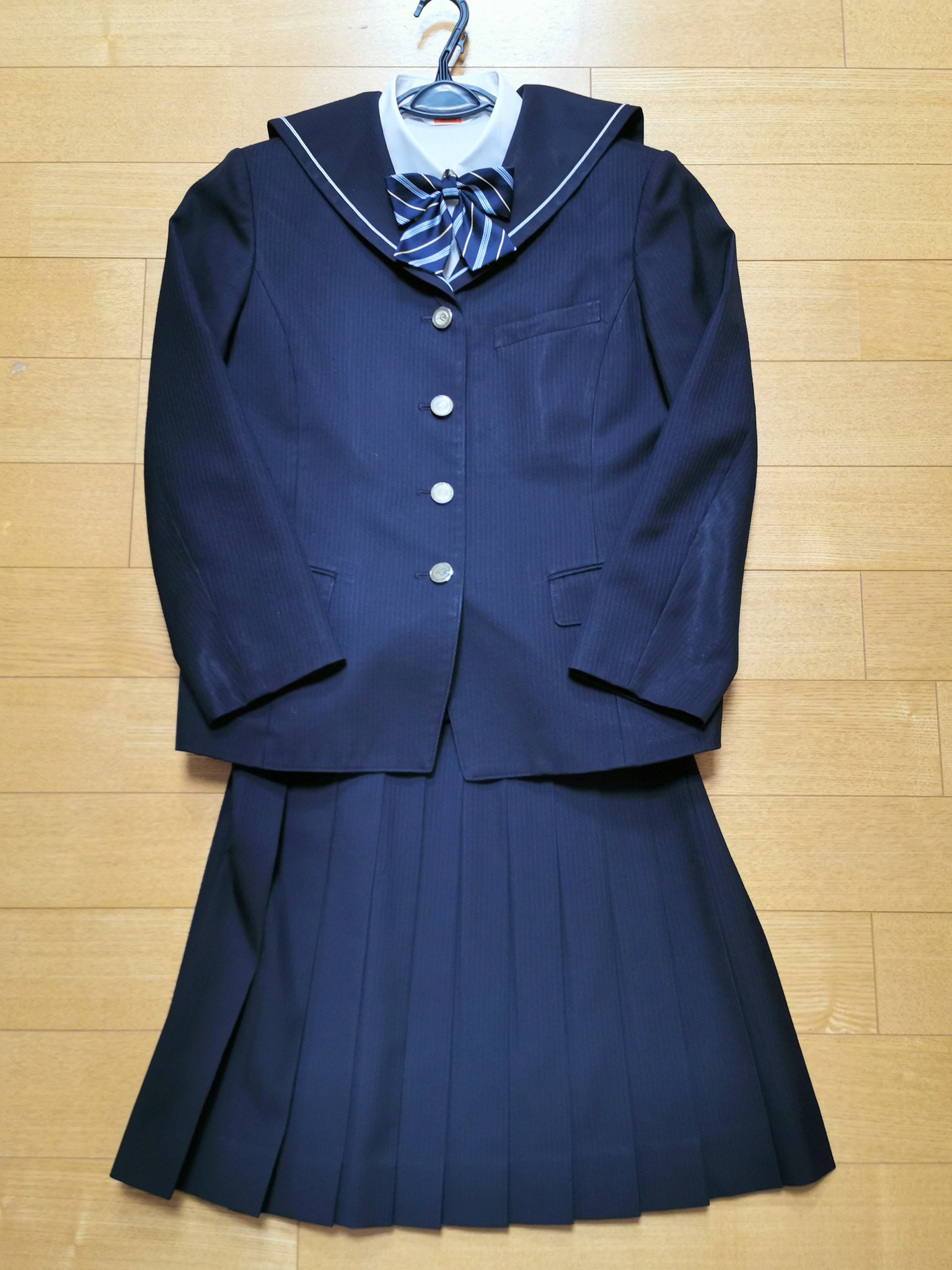 制服買取 買い取り 専門店デジタルウェブ Twitterren 新潟市立高志中等教育学校の制服セットを買い取らせて頂きました 襟はセーラー型ですが 形はブレザー型の制服です デジタルウェブへお売り頂きありがとうございました 制服 学生服 制服