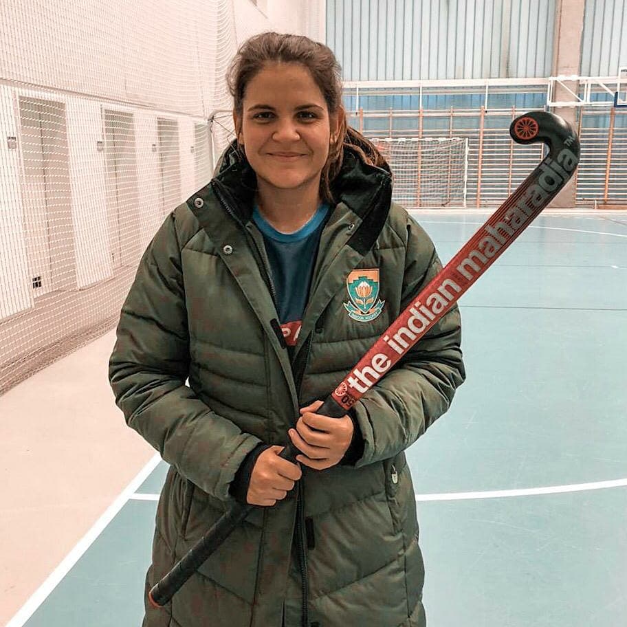 maharadjaindian's tweet image. According to South African Womens Indoor Goalkeeper @chereegrey the only weapon she would take to WWIII is her Indian Maharadja Jhuknaa hockey stick🏑🎒
.
.
If you ask nicely @chereegrey might be able to teach you some key indoor goalkeeping skills🔥🛒🛍
.
.
#indianmaharadjasa