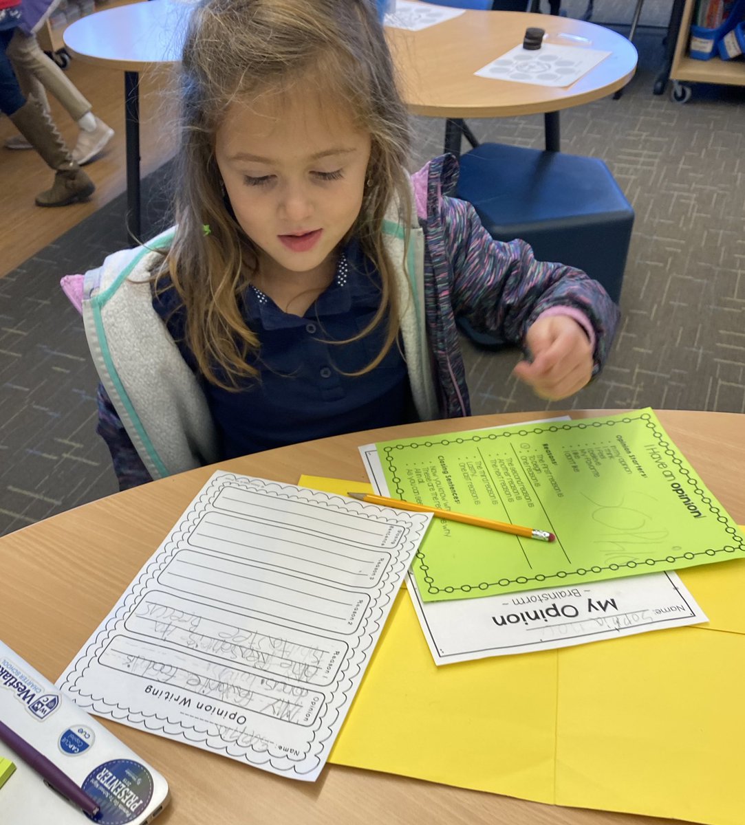 MrsKatieSanchez's tweet image. Writer’s Workshop in action! It’s messy, creative, focused, and fun. #WCSJoyfulLearning #WCSPerseverance