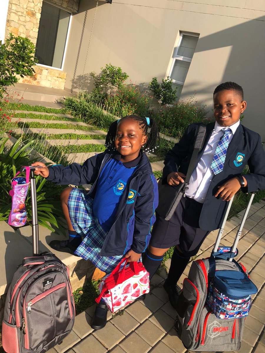 ConnyMikateko's tweet photo. #backtoschool2020 #bundleofjoy all ready &amp; excited 4 the 1st day of school. https://t.co/fkY41DJhwS