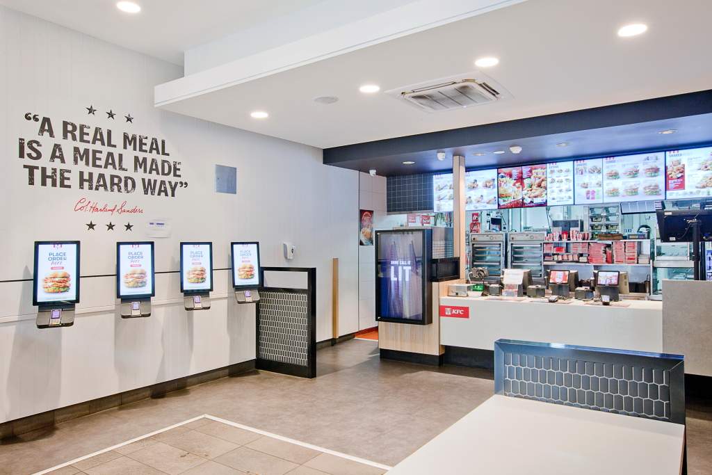 _Phosforma_'s tweet photo. KFC Haymarket looking good thanks to BD Architecture &amp; Interiors with illumination from @ROVASI_sl 
📷 Slikpics

#lighting #lightingdesignaustralia #architectureaustralia #interiordesign #interiordesignaustralia #design #europeanlighting #rovasi #positivelighting #phosforma https://t.co/wStqB561a3