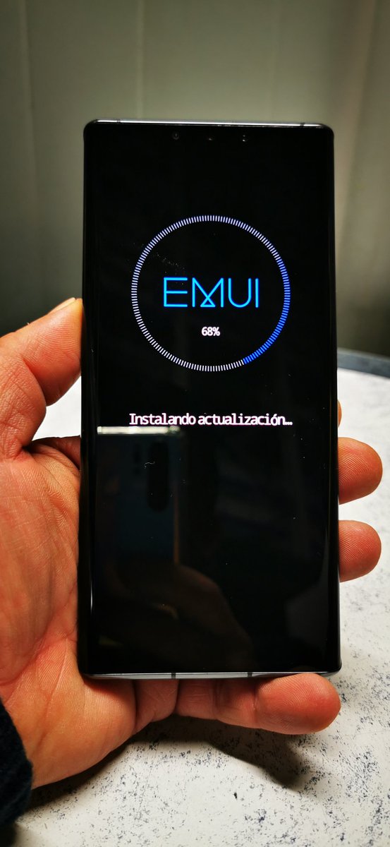 cosasdeandrod's tweet photo. Comenzamos el día actualizando el Huawei mate 30 pro , buenos días #androidadictos
@HuaweiMobileESP #HUAWEIMate30Pro https://t.co/BQYyb9hMhd