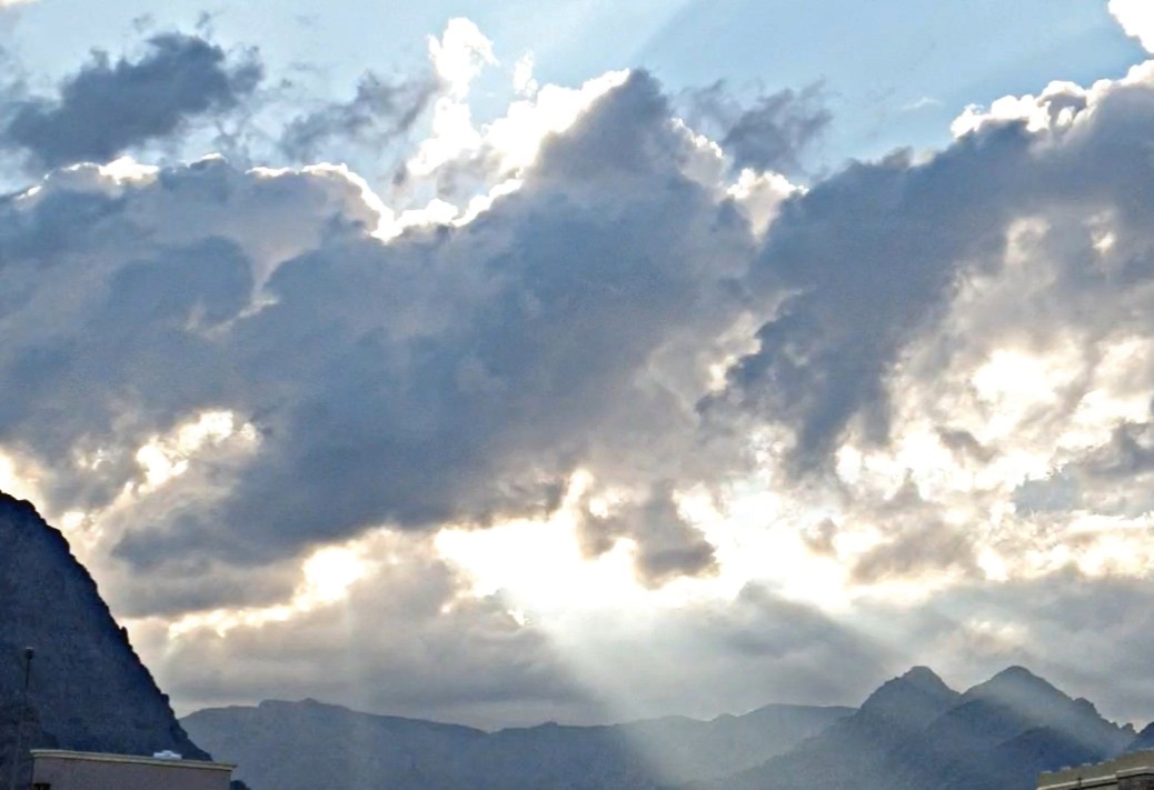 alshahi8's tweet image. حوقل فما فُكَّت العُقد بمِثلها؛
لا حول ولا قوة إلا بالله 💟