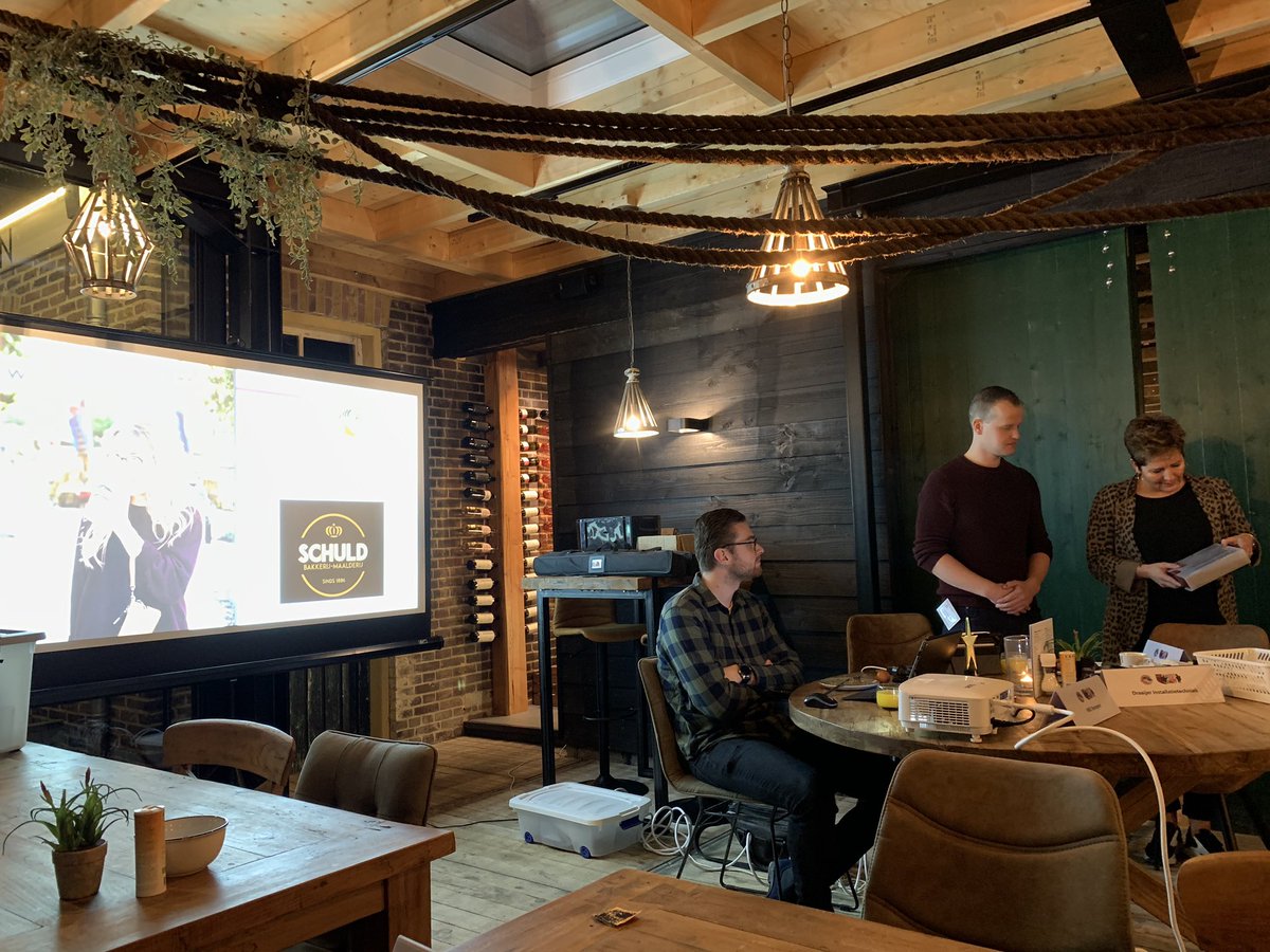 WHAarten's tweet photo. Vanochtend mooie meeting bij de BNI De Wilde Baars. Nieuw lid en nieuwe locatie. Namelijk bij Bakkerij Schuld. De Bakkersmolen in Oostendorp. Zij zijn ook lid geworden, welkom! https://t.co/UOO7PyOFUQ