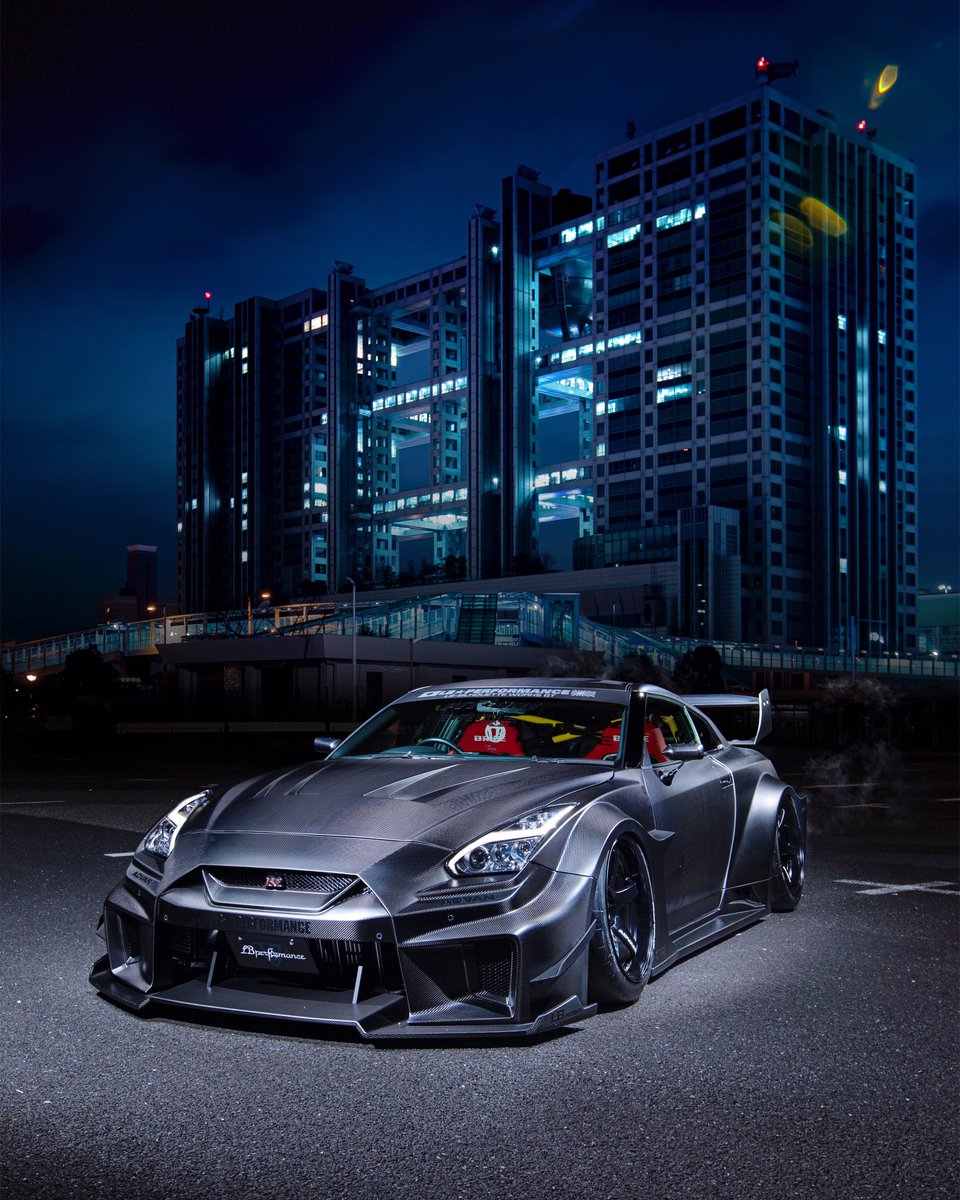 LB-Silhouette Works GT 35GT-RR Full Dry Carbon & 1500hp Special