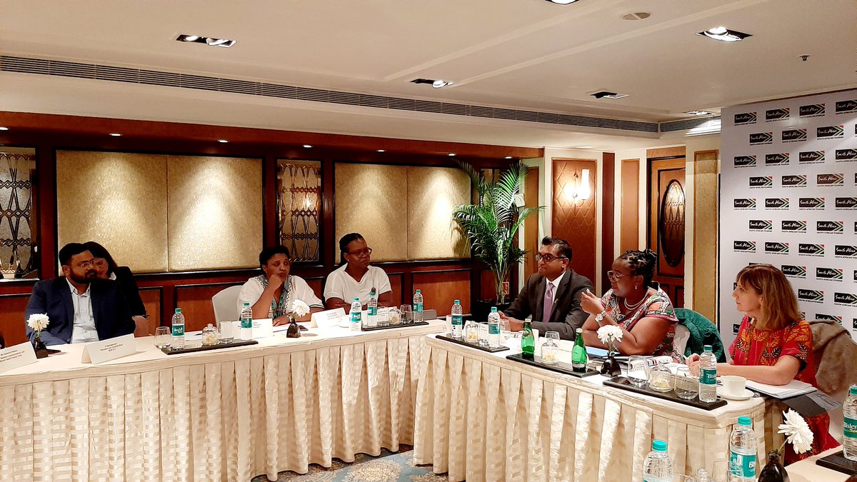 mpume24's tweet photo. The Minister of Tourism Hon. @mmKubayiNgubane  engages SOTC and Thomas Cook,  the two largest tour operators in India with aim of strengthening partnerships  and to deepen the  South African team’s understanding of the Indian Tourism  market. @Tourism_gov_za
#WeDoTourim https://t.co/znrzesENqJ