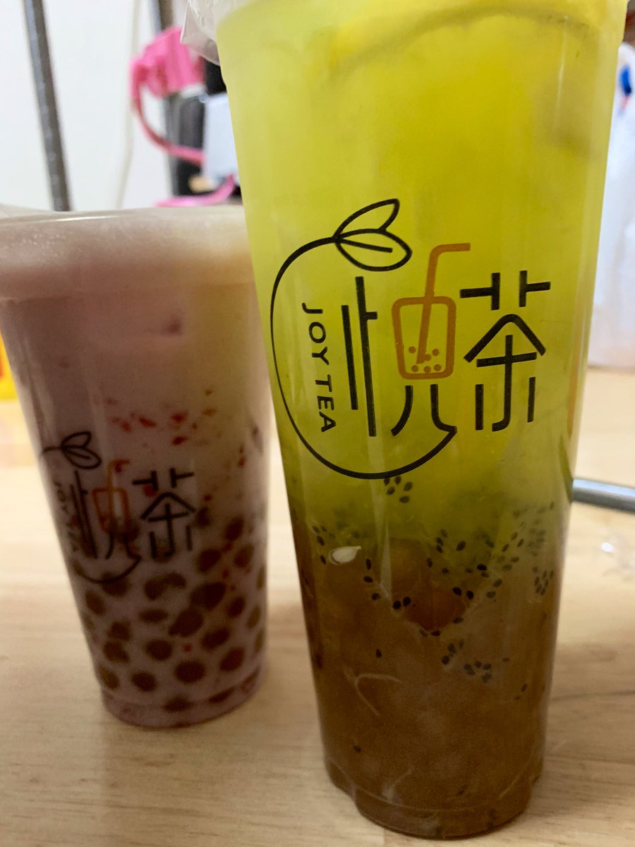 anier_kanrinin's tweet photo. キウイレモンさっぱりで美味しい😋#ジョイティー #JOYTEA #琥珀タピオカ #いちごミルク #キウイレモン #タピオカ https://t.co/MUpDfSxgr2