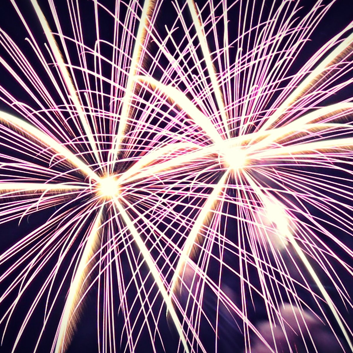CrackerjackFir1's tweet photo. 🎇 Planning a celebration? Why not add some fireworks to make it spectacular 🎇 #crackerjack #fireworks #suppliers #celebrations #wales #pyrotechnics https://t.co/eM73S6tMJN