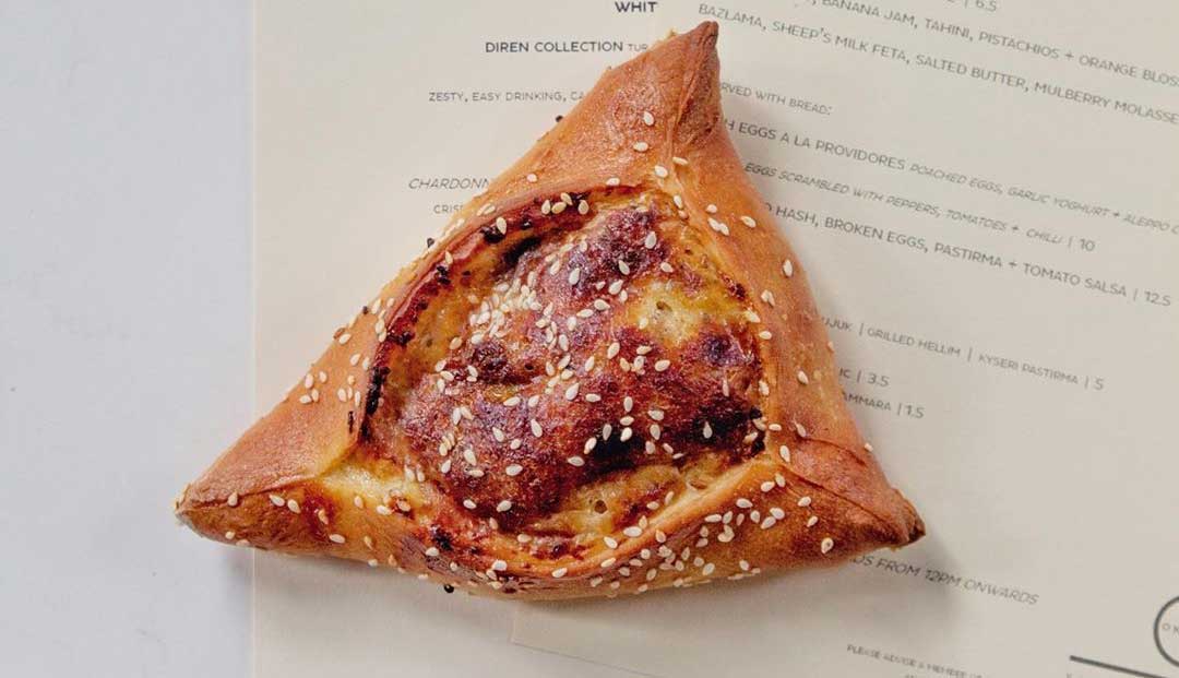 The new <a href="/OKLAVA_LDN/">Oklava</a> bakery opened this morning in Fitzrovia and they're doing 50% off food until Saturday hot-dinners.com/201912069106/G…