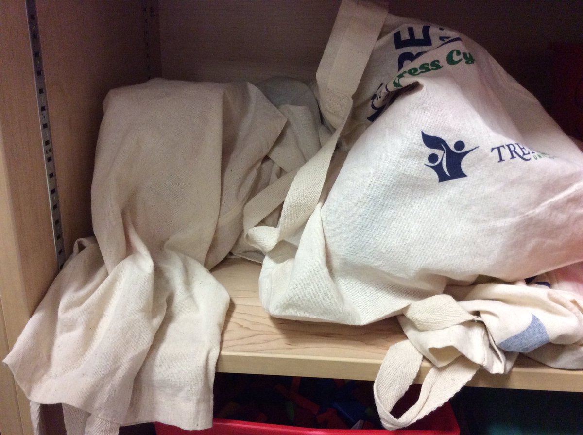 blyschuk's tweet photo. @Self_Reg statement at closing #communitycircle @TrentRiverPS @ShankerMethod #selfregbags are better than medicine or bandaids because #SelfReg restores S’s to a healthier ‘me’ through #recognizingstressors #reframing #prosocialaware #reflecting & #restoring to #fullhealth https://t.co/AaCKQdfssJ