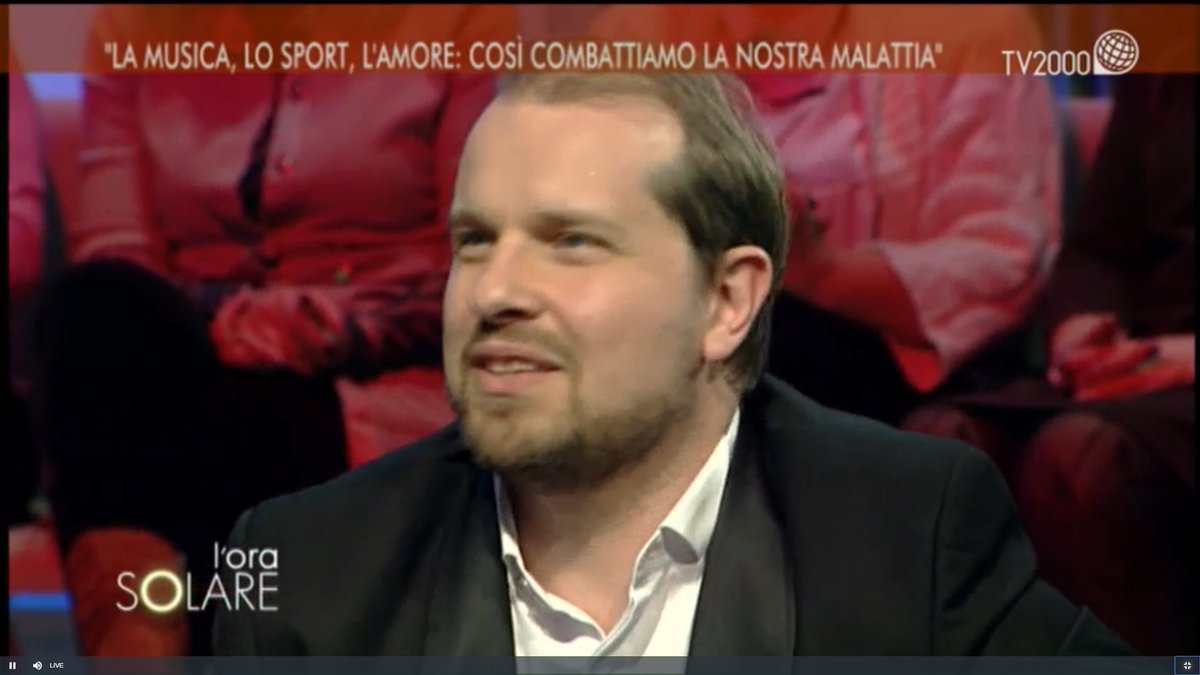 orasolaretv2000's tweet photo. Giulia Aringhieri: "Gioco per la nazionale italiana di sitting volley e ci siamo qualificate per le paralimpiadi di #Tokyo2020". Nel 2013 con Marco Voleri è nata la Fondazione di promozione sociale “Sintomi di Felicità”: "vogliamo sensibilizzare sulla disabilità" @TV2000it https://t.co/nrUVwy0P9b