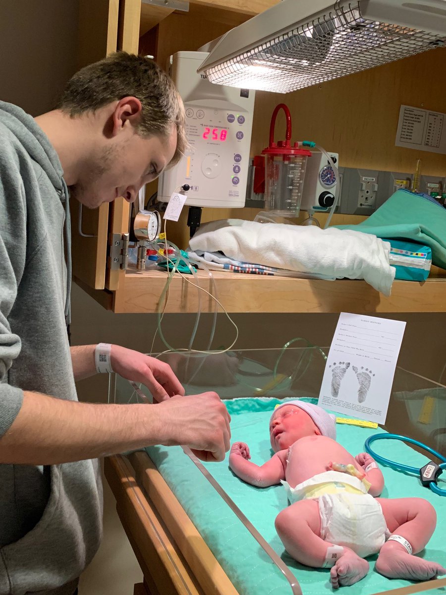 ljanson25's tweet photo. Can’t believe I gave birth to the most perfect little boy 🥺❤️ @HouzeJarod https://t.co/EmrvAjYNuW