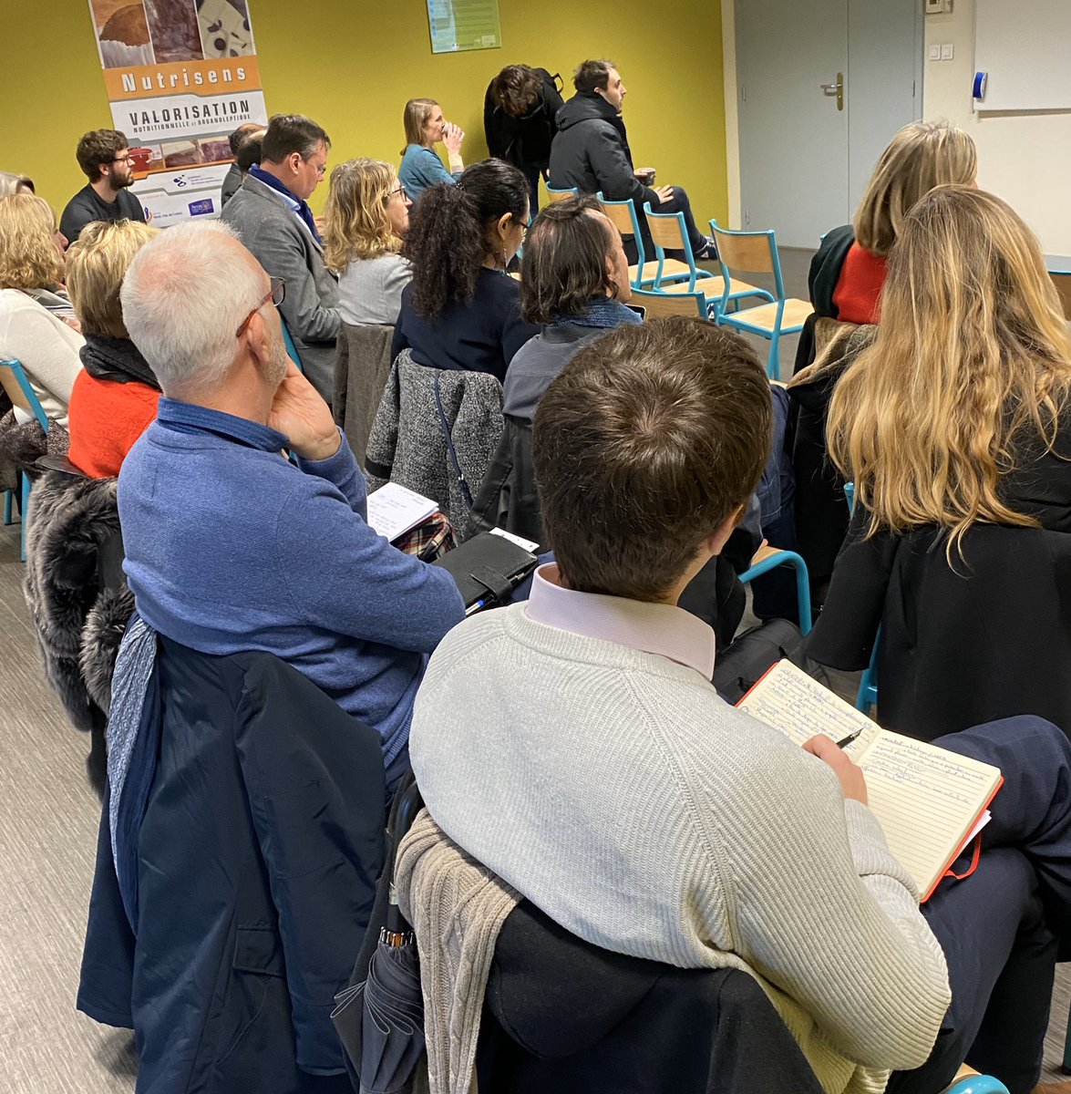 SeelsFranck's tweet photo. Après midi de travail du réseau RéVER chez Adrianor dans l arrangeois, avec visite d Adrianor, présentation des activités du Certia et des objectifs du RéVER pour 2020 #adrianor #certia #innovhdf https://t.co/QDMIMgsl6c