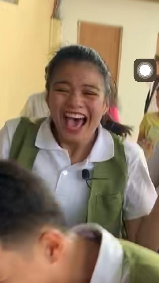 StJamesss1920's tweet photo. Yung nalaman mong walang pasok bukas: 
#cocofestival https://t.co/osaEGNhKhN