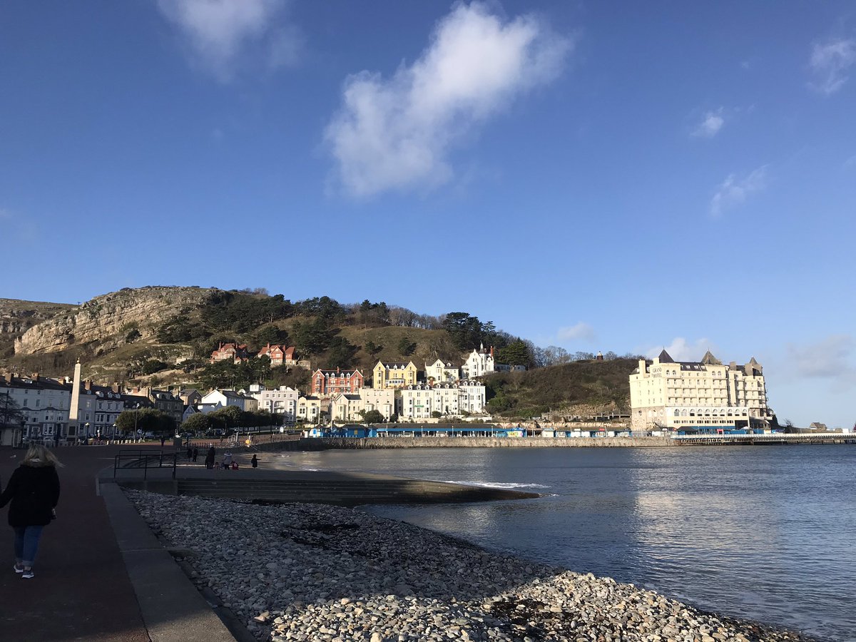FntsyWlkr's tweet photo. I may be part Welsh.

I love Wales! 🏴󠁧󠁢󠁷󠁬󠁳󠁿 

@visitwales @VisitLlandudno 
#VisitWale #VisitLlandudno https://t.co/0hczUoiiRy
