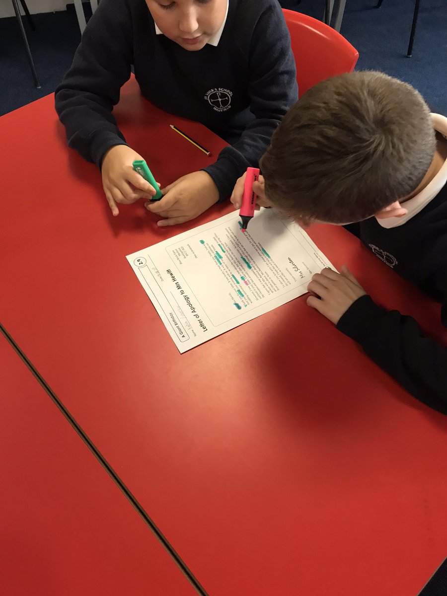 stlukesps1's tweet photo. This week, P4 have been working collaboratively to find adjectives and adverbs to use in their own writing. #collaborativelearning #uplevelling https://t.co/jrCVmhjDt0