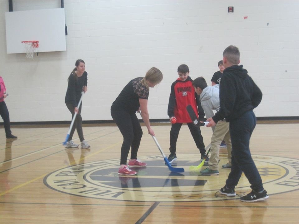 VulcanPrairiev1's tweet photo. Tuesday was the finals for floor hockey intramurals - champions vs staff. It was a very exciting game with the staff managing to win 5-1. A few staff had some secret hockey skills! Dodgeball intramurals start on Monday. #floorhockey #schoolspirit https://t.co/BenjnkNVIk