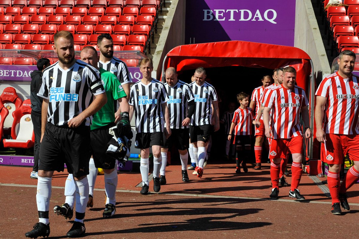 FootballAid's tweet photo. πβ½οΈ Read the match report from last season's #FootballAid19 @SunderlandAFC vs @NUFC derby at the SoL here π
https://t.co/HXdvLSOJqj
#Football #Charity #LiveTheDream https://t.co/ACK4Ov31En