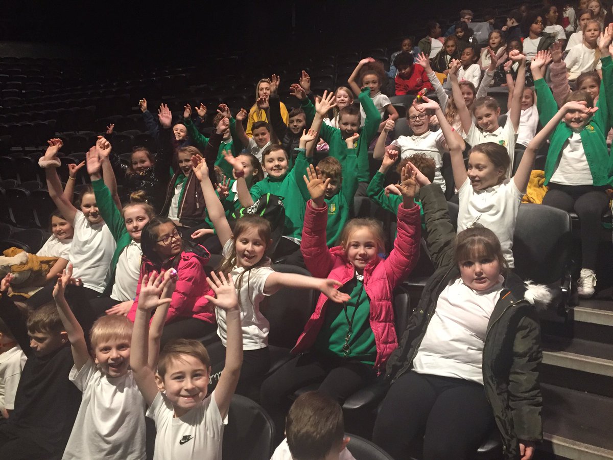 glanhowyprimary's tweet image. In our seats ready for the rehearsal to begin 😊😊 #YV2020 #happypupils #happyteachers #amazingopportunities