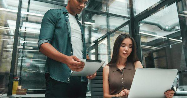 Diversity and inclusion have made a real positive impact on the industry recently, yet it seems that some companies are still trying to find the ‘ideal’, 'cookie-cutter' employee...
#diversity #inclusion #recruitment #recruitmentstrategy #Easypay
forbes.com/sites/pragyaag…