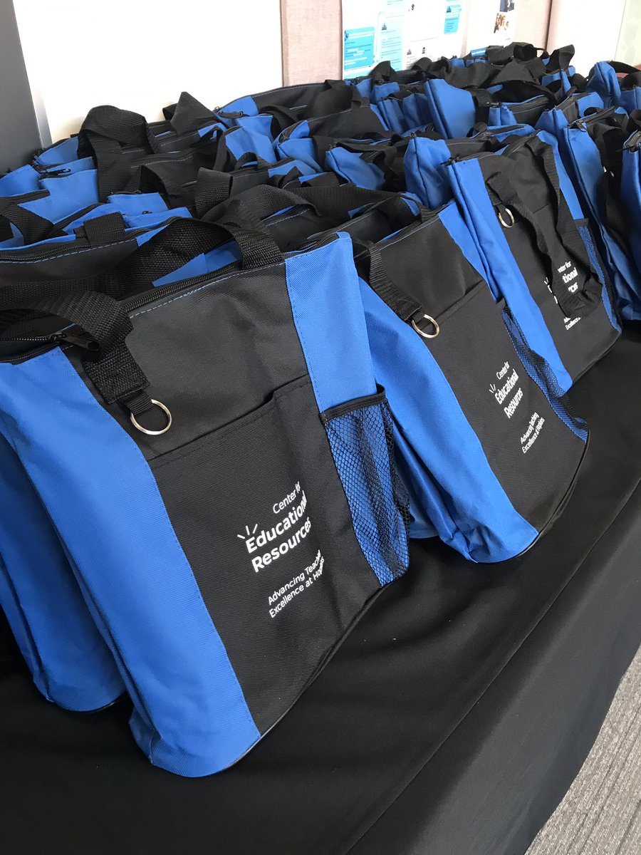 JHU_CTEI's tweet photo. Kicking off day 1 of our annual #johnshopkins faculty workshop: Best Practices in University Teaching! These totes are complete with the #BPUT2020 manual and our favorite book #howlearningworks. Happy to welcome faculty participants from all 10 @JohnsHopkins divisions this year! https://t.co/8T2uXl5pTR