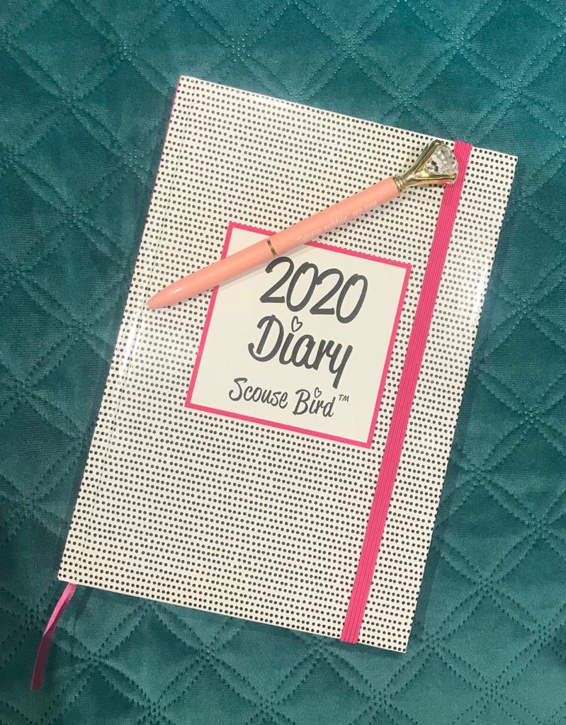 MurphysGin's tweet photo. We have our @ScouseBirdBlogs diary to help us with our busy year ahead. We're in the gang now ๐๐ @ScouseBirdShop #gin #liverpool #diary #scousebird #2020goals #murphysgin https://t.co/sdhKdvg8Jo