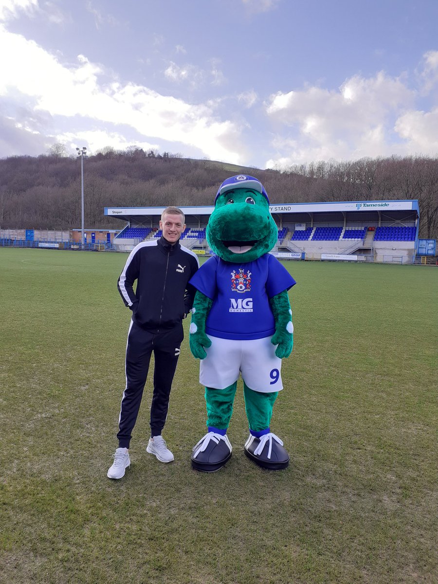 Stalysaurus1's tweet image. Just met England's Number One @JPickford1 👍⚽️