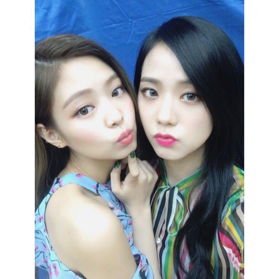 Happy Birthday, dear our Jendeukie! Thank you for the love you share to us. We love you too 💖
<a href="/ygofficialblink/">BLACKPINK GLOBAL BLINK</a> 
#AngelJennieDay
#우리의_빛_김제니_생일축하해