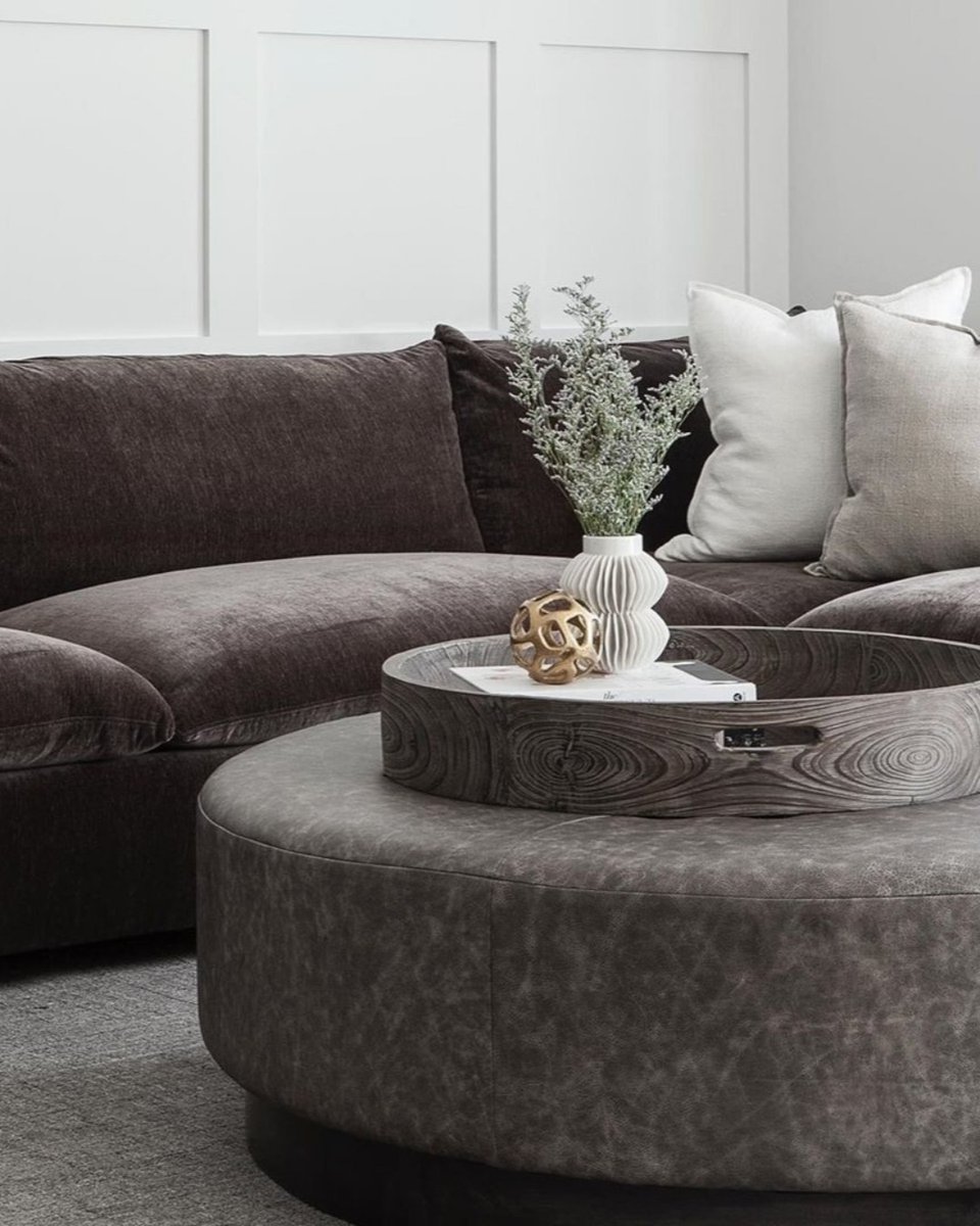 madebymkt's tweet photo. Featuring a generous seat depth, slim cushions and soft upholstery, our Eddie sectional combines contemporary appeal with maximum comfort. Thank you @deliamamanninteriors for including it in your design. https://t.co/QklDAK5xkh