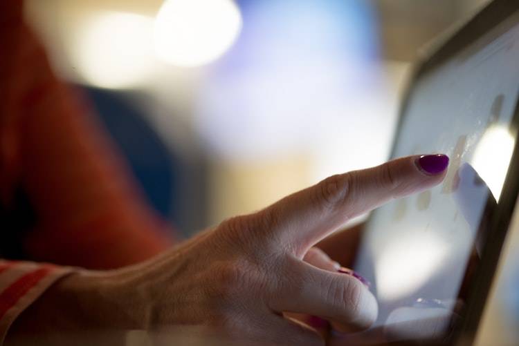 GTS_LB's tweet photo. B2B buyers demand more #digital purchasing options and related customer service. Here are five effective methods to win them over as loyal customers: https://t.co/AVLgIEkuX9 https://t.co/VUSbuHIMNu
