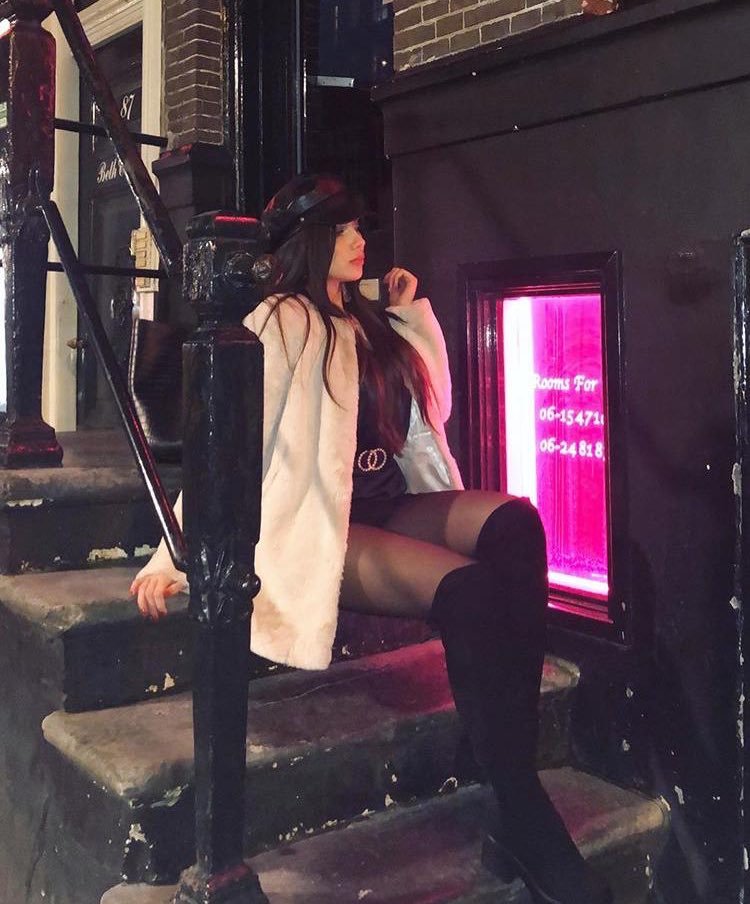 daniela_findom's tweet photo. No me gusta recordaros que quiero tributos favorables a mi estilo de vida, abre mi md y preguntame a donde tienes que tributar, a obedecer pringados no tengo todo el dia😋💖💖 https://t.co/47tpFfTtH6