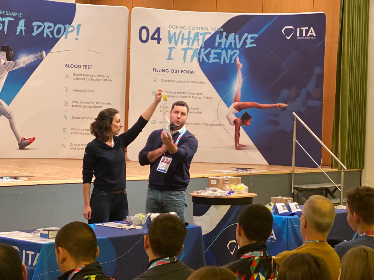 IntTestAgency's tweet photo. Full house yesterday at the #RealSportLab clean sport workshop in #StMoritz for young sliding sport athletes @FIL_Luge @IBSFsliding - thanks for the engagement, it was fantastic to work with you! π
#KeepingYOGReal
#Lausanne2020 https://t.co/WbAvzfv7Dt