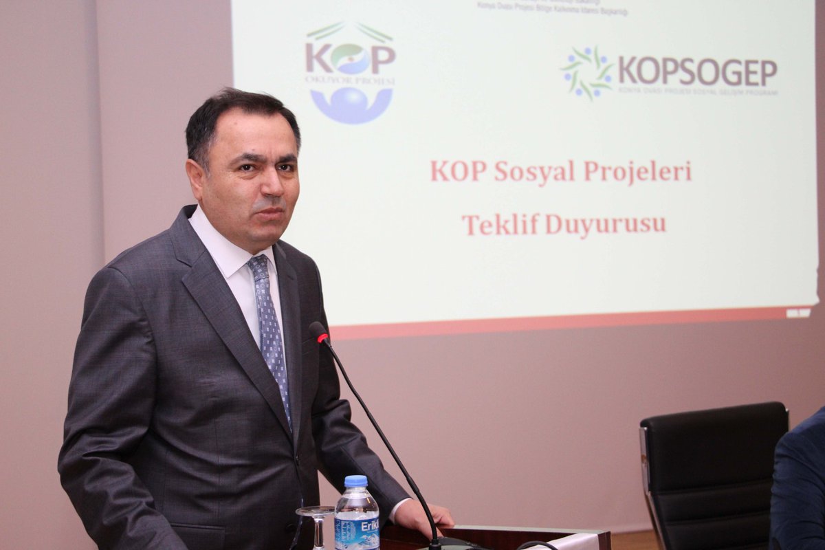 kopidaresi's tweet photo. Yozgat Valisi Sn Kadir Çakır'ın katılımlarıyla; Başkanlığımızca yürütülen KOP Bölgesinde Okuma Kültürünün Geliştirilmesi Projesi (#KOPokuyor) ve KOP Sosyal Gelişim Programı (#KOPSOGEP) kapsamında 2020 Yılı Mali Destek Tanıtım Toplantısı @YozgatValiligi Toplantı Salonunda yapıldı. https://t.co/R8joojcyLR
