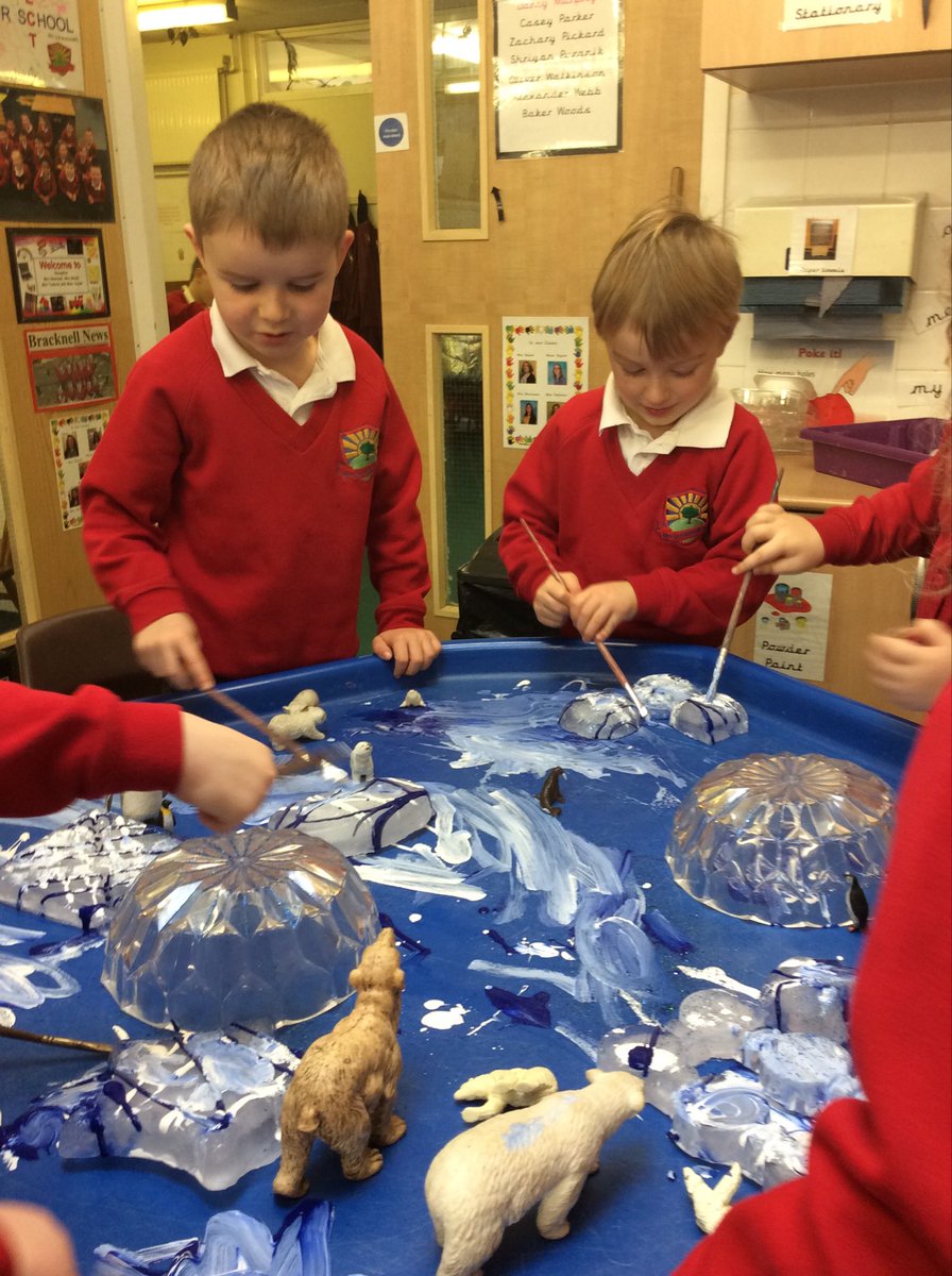 newscothill's tweet photo. Reception explore winter with ice blocks and paint. The children were excited to mix the colours and see what happened to the ice as they day went on. ❄️
#handsonlearning #messyplay #changingmaterials https://t.co/Yg1cI9gSr4