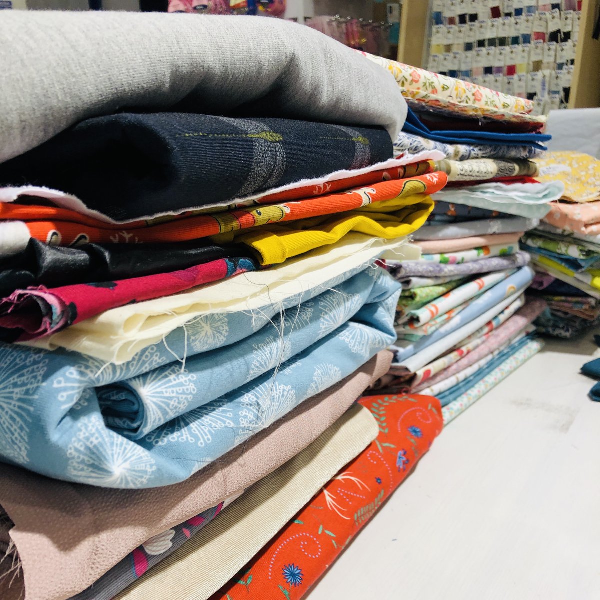 MySewingBoxUK's tweet photo. The offcuts pile is stacking up ready for Saturday... 😁 https://t.co/YsiOfiLAfh