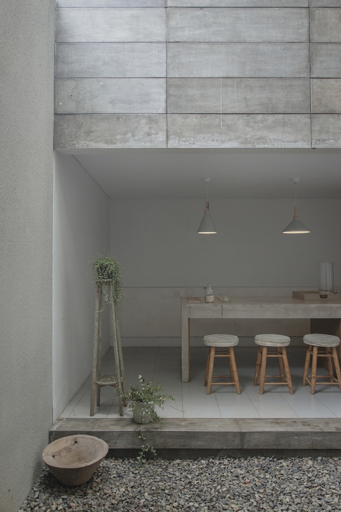 Siapa yang suka dengan desain industrial kayak gini? Yup, desain industrial biasanya menggunakan material ekspos dalam penerapan desainnya. Supaya gak khawatir, yuk simak ide dekorasi supaya rumah kamu jadi makin cantik dengan desain industrial!

archify.com/id/archifynow/…