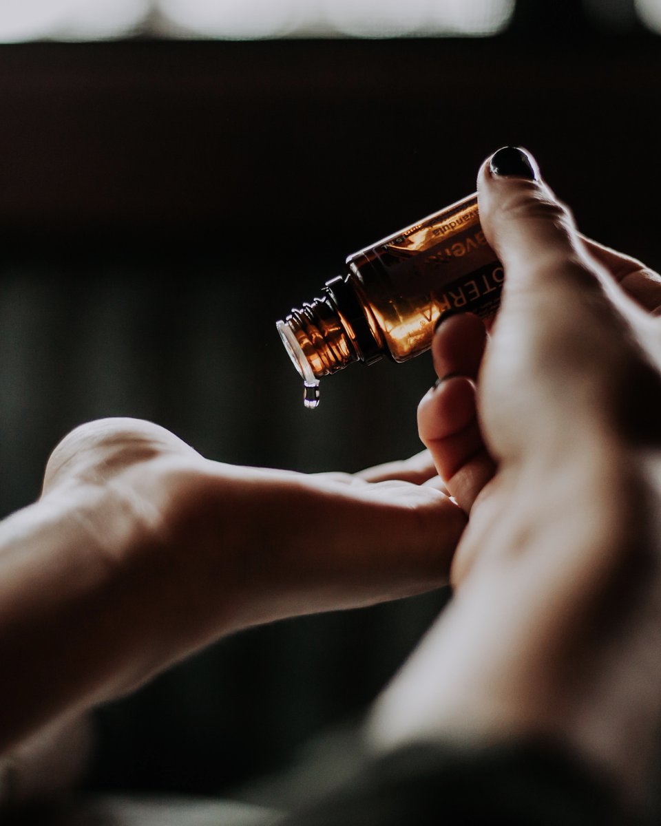 wethebudders's tweet photo. Chronic pain? Cannabis can decrease the sensation of pain with such a low toxicity. 
Find out about this products in https://t.co/YhqoBiQLoQ
#budders #cannabistech #cannabis #CBD #THC #chronicpain https://t.co/4DXK8xRWJX
