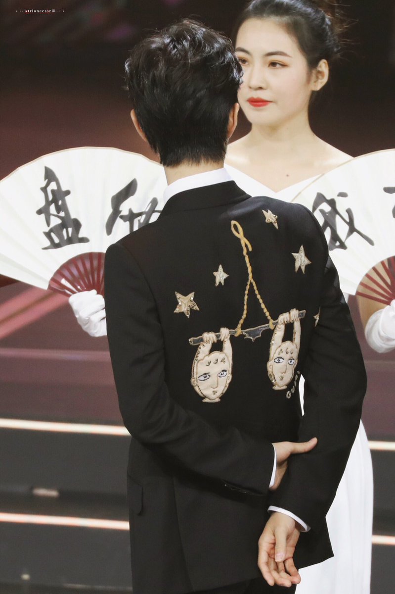 #Daytoy #肖战 #xiaozhan

20200111   北京微博之夜

“在这个星球上，你很重要。”