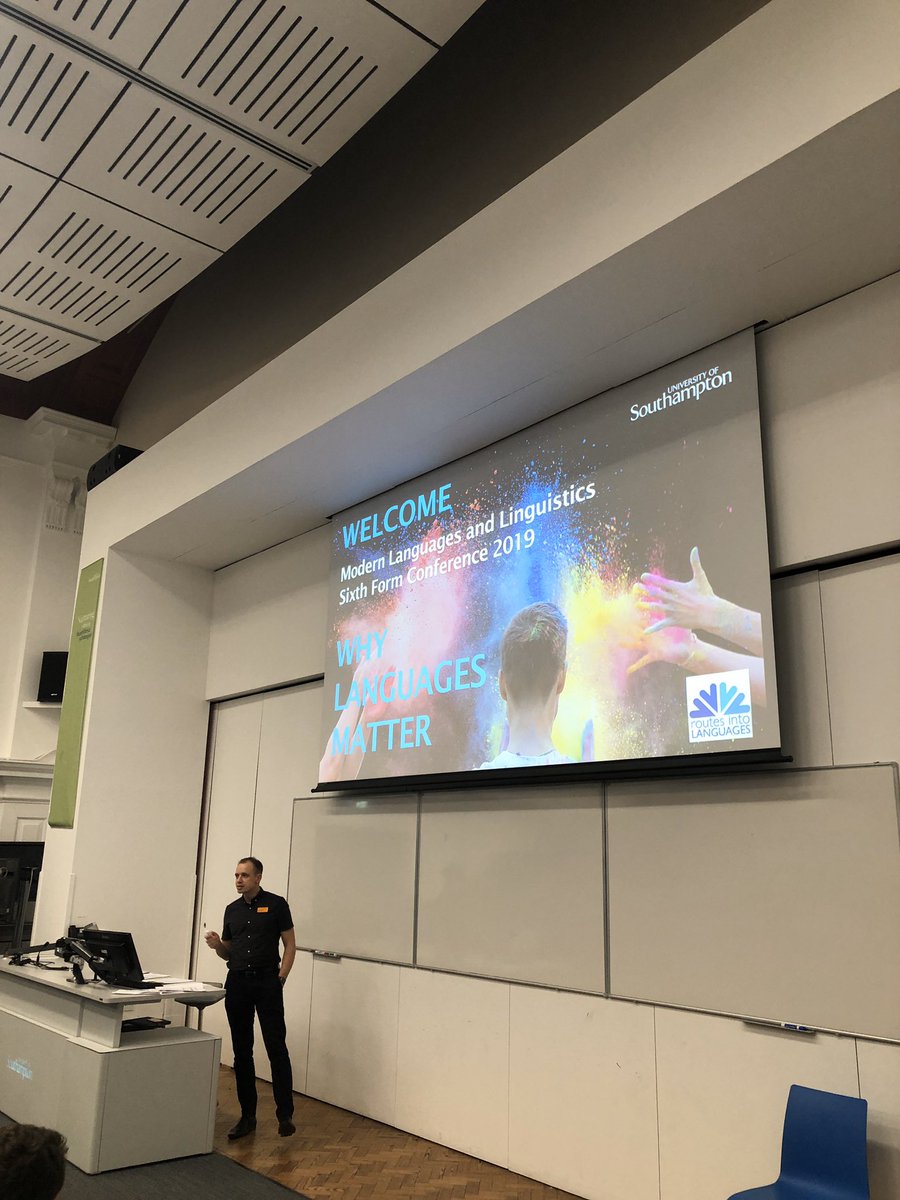 APlutino's tweet photo. Our wonderful outreach team Jane Lavery and @djp100rsch outlining main features of #whylanguagesmatter day @ModernLangs @unisouthampton @HumanitiesUoS #languagesmatter https://t.co/dtVeuTrJ9s