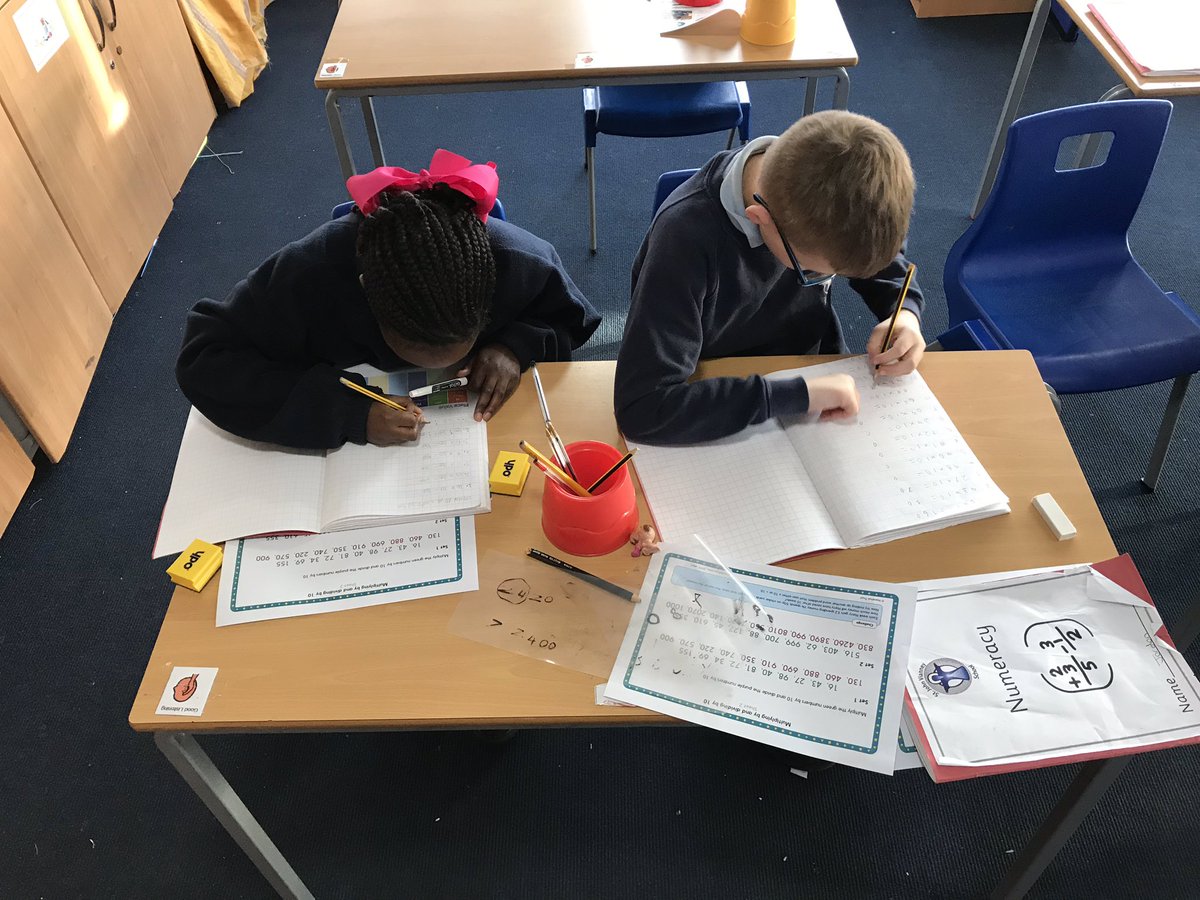 MHealeyPhotos's tweet photo. Some brilliant independent work in maths this morning! Well done purple class! @StJohnVianneySc #whoneedsteachers #independentmaths #placevalue #multiplication https://t.co/sjY1NnjFdR
