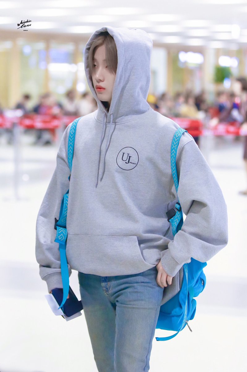 KickinLove0207's tweet photo. HQ 💝🦊 
순두부같은  ㅠ. 너무 귀여워 

#김진환 #진환 #JINHWAN #jay #kimjinhwan #ジナン #iKON 
@iKON_gnani_____ https://t.co/6RSOg67ZYc