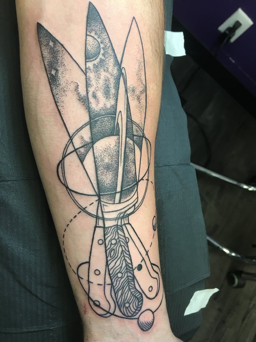 tattoosby2tone's tweet photo. This guy won’t a $300 gift certificate from a raffle and I was lucky enough to be able to do the piece! Kick ass!! #tattoos #cheftattoos #galaxytattoos #blackngrey https://t.co/bEY5VQIYbb