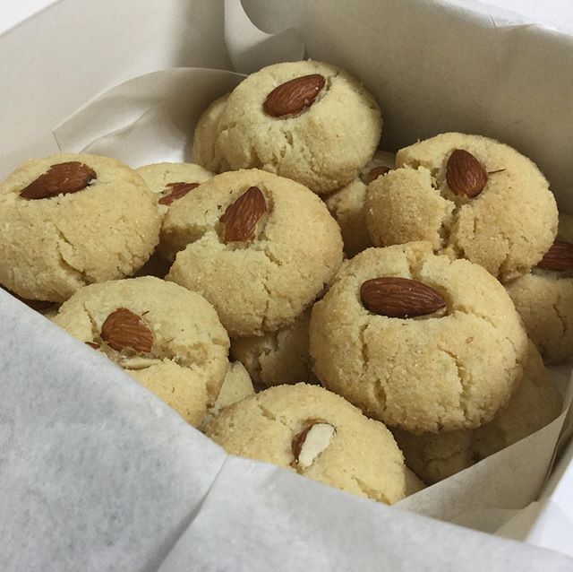 ketofoodfest's tweet photo. Nankhatai !
#ketocookies #ketonankhatai #ketoyumm #ketotreats #ketouae #ketosharjah #ketodubai #ketolifestyle #ketogenic https://t.co/HAobkuR2n9