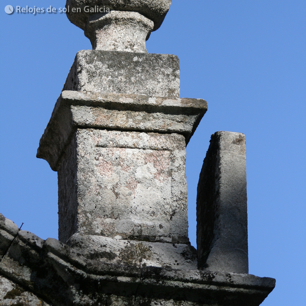 relojesdesolgal's tweet photo. #Relojdesol en el municipio de #Redondela (#Pontevedra).
#Reloxodesol no #concellodeRedondela (#PO).
#rellotgedesol #sundial #relógiodesol #sonnenuhr #cadransolaire #aurinkokello #zegarsłoneczny #zonnewijzer #granito #piedra #pedra #iglesia #igrexa #church #oviso #galiciarural https://t.co/iUU8p2BLPo