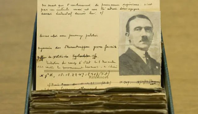 tuCpakoa's tweet photo. En 1924, le rapport pénitentiaire de la prison de Landsberg décrivait un de ses prisonniers comme «mature, calme et rationnel, acceptant avec joie toutes les restrictions." Ce prisonnier était Adolf Hitler, et il eut une libération anticipée.

https://t.co/8VHjqoxwdn https://t.co/MCoOMxp4ma