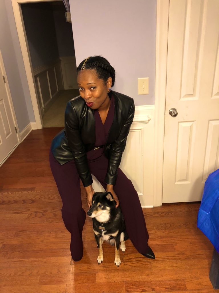 roccih's tweet photo. Your “work wife” could neva!🤣 #NewJobFit from yesterday 💁🏾♀️ #ShotsByBoo #CalvinKlein #StyledByFashionFello https://t.co/d1WL8N1NHN