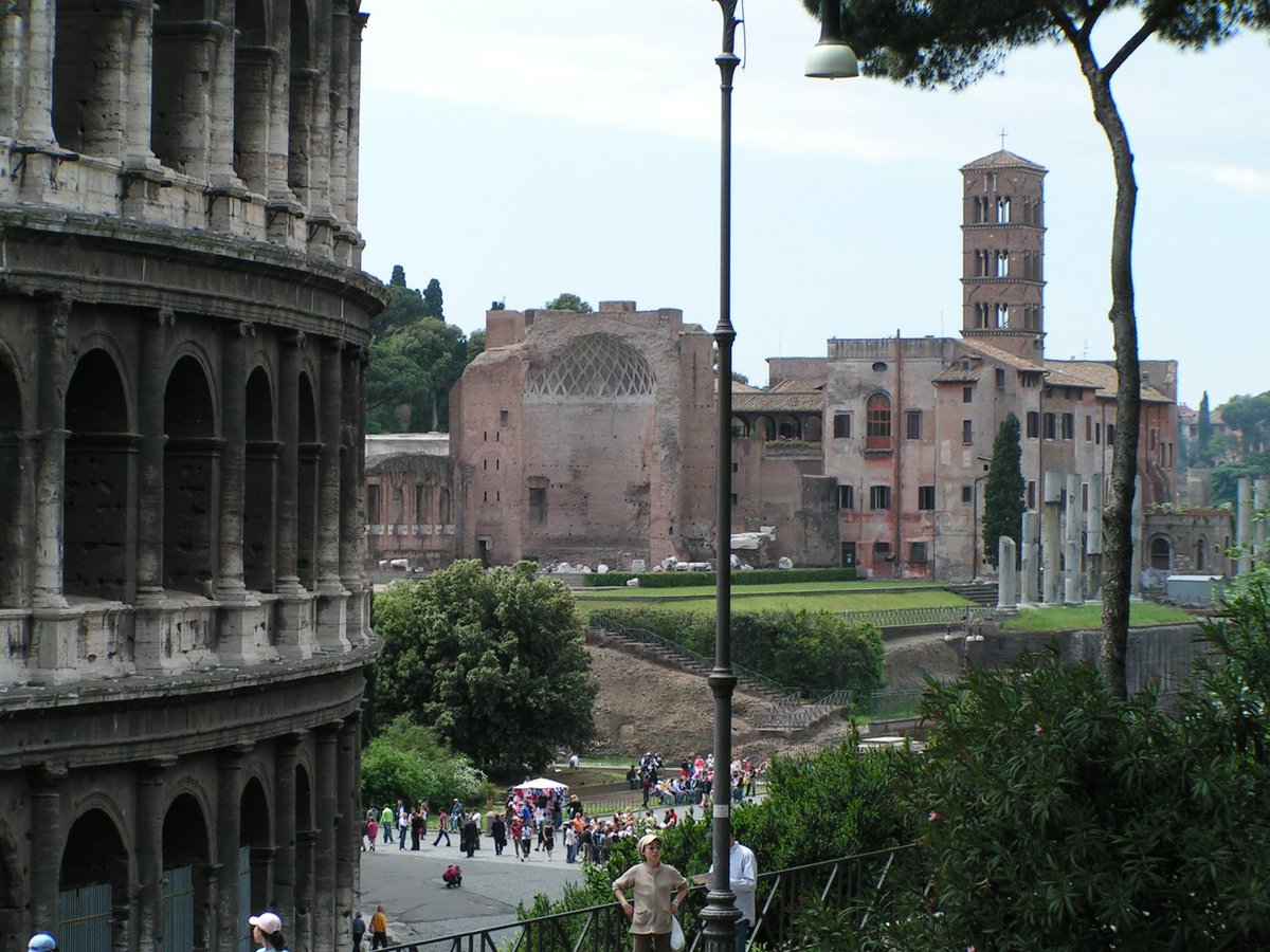 govisity's tweet photo. #Rome - one of 55 #UNESCO sites in #Italy. Have you already been to? :) Here we have a list of all UNESCO sites in Italy with great pictures and map: https://t.co/iW76kwDwSn @UNESCO @Italia https://t.co/rG0jt5HWh0