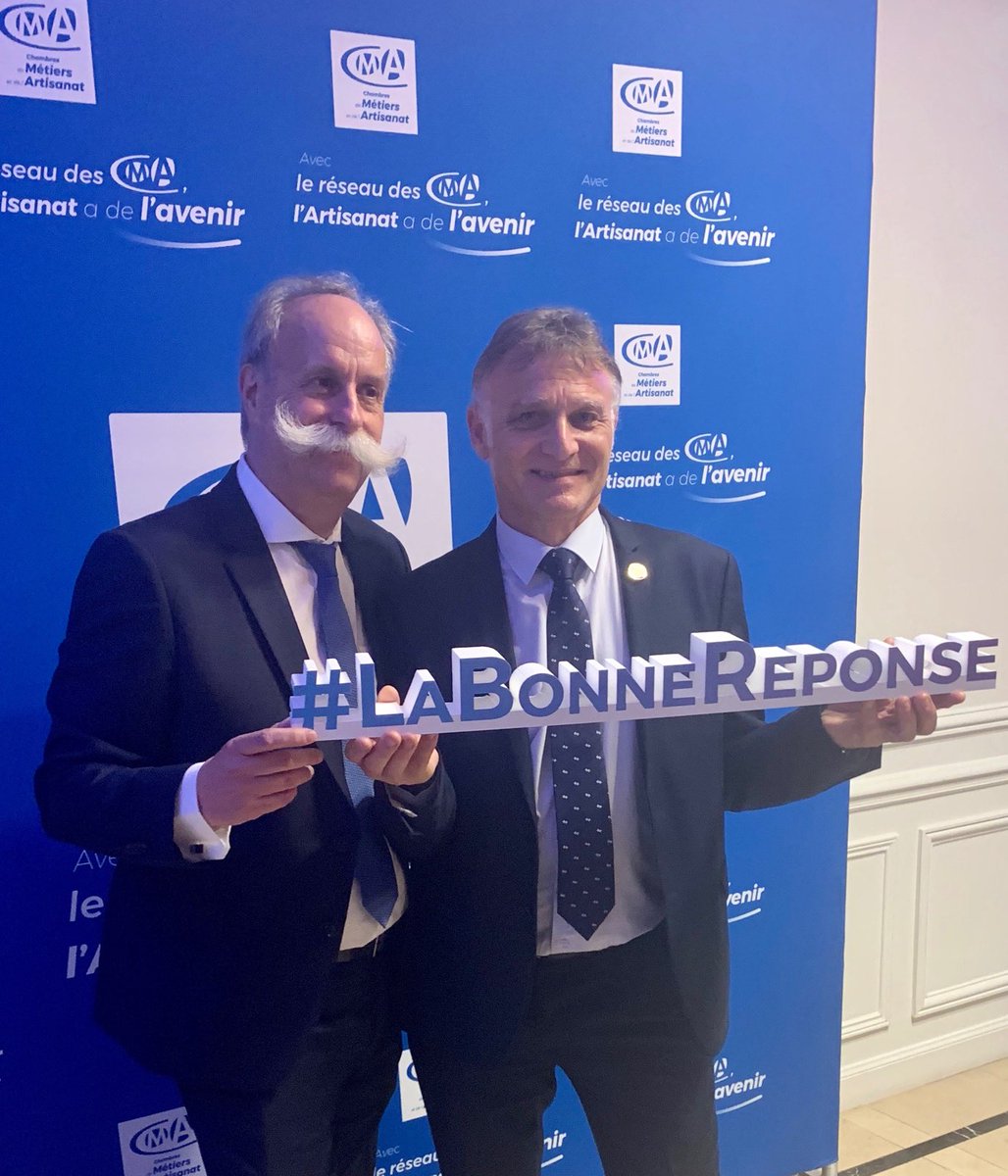 Eric_Plestan's tweet photo. Assemblée générale de la CMA France. Un temps fort du réseau pour définir nos orientations. Les challenges sont nombreux, nous sommes prêts et volontaires pour être toujours au service de nos artisans #CMA2021 https://t.co/Fzcvnm8P6U