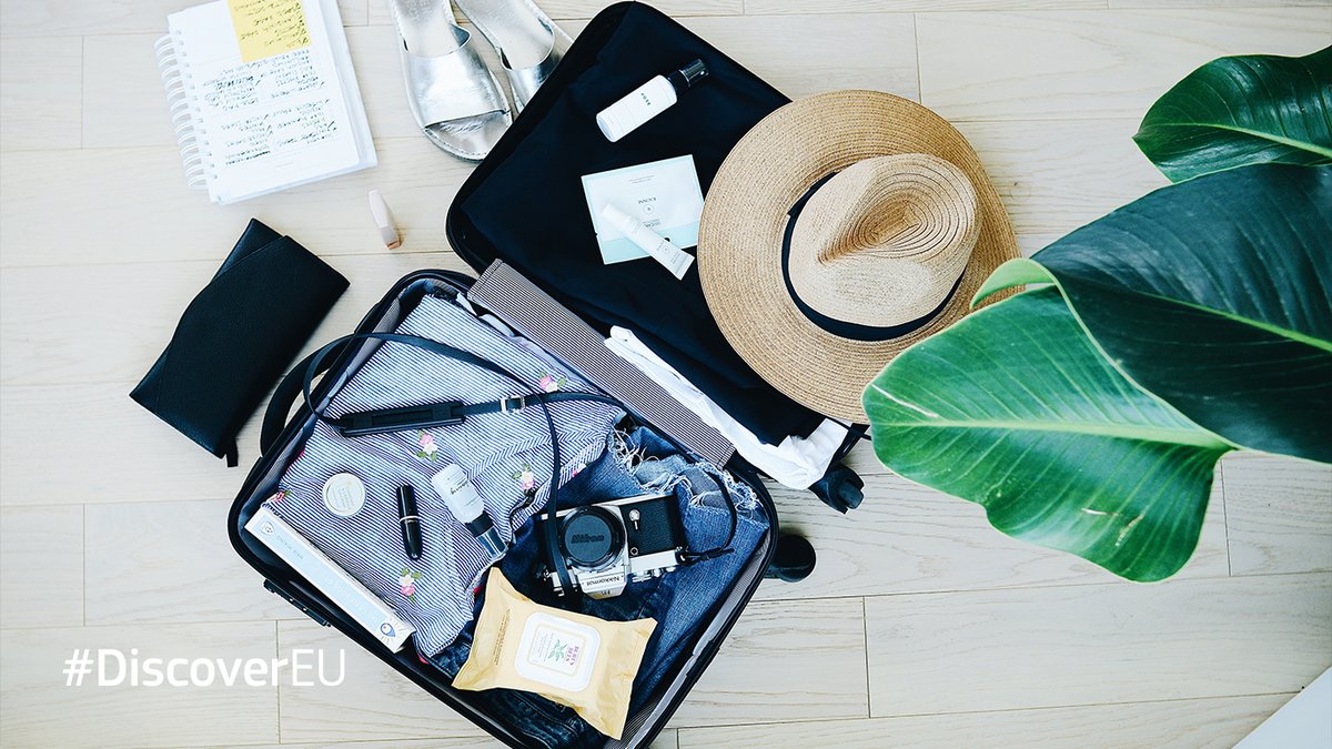 EuropeanYouthEU's tweet photo. 🔥Big moment: the #DiscoverEU results are out!
 
2️⃣0️⃣.0️⃣0️⃣0️⃣ lucky 18-year-olds just got their travel pass to explore Europe in 2020! From cultural heritage to natural wonders... Where would you start? 🇪🇺

ℹ️https://t.co/myNFgOTW79 https://t.co/RskFpe8IVt