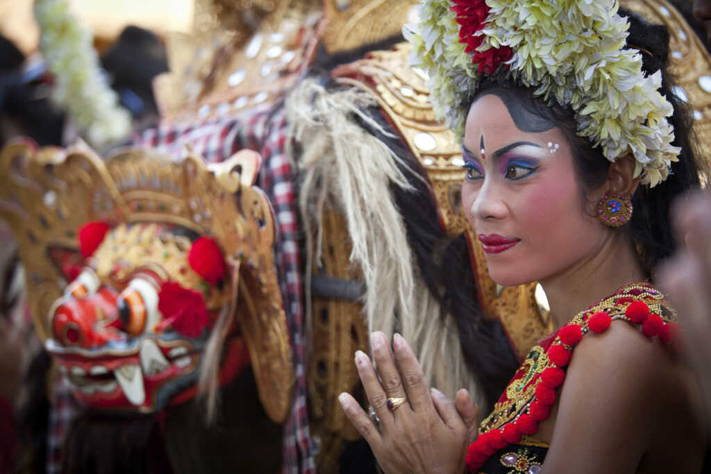 Backyard_Travel's tweet photo. PR: Delve into Balinese culture and spiritualism in Ubud, Indonesia. 

https://t.co/QpxixxSSkB

#BackyardTravel #AsiaLikeaLocal #PressRelease #ttot https://t.co/HuJFHKDTKv
